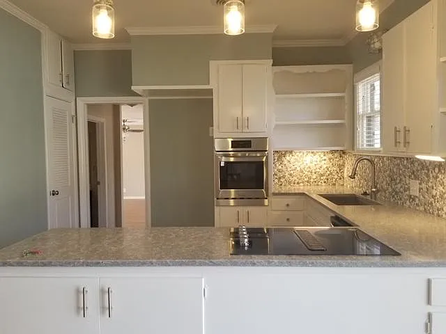 314 W Josephine St — Photo 3