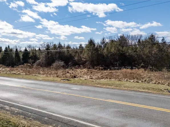Field St #50, Clifton Springs, NY 14432