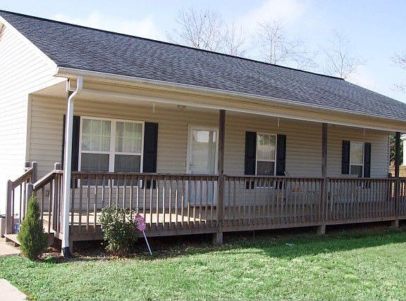 2nd image of 5881 Sparrow Dr
