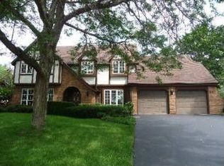 461 Kirkwood Cv, Burr Ridge, IL 60527