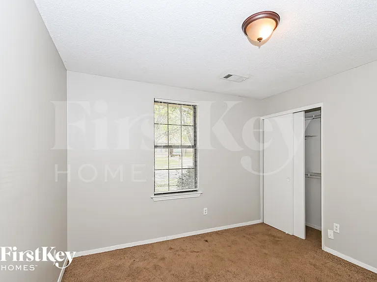5765 Ashridge Pl — Photo 12