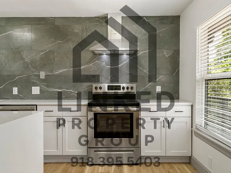 ONYX at 37th — Photo 15