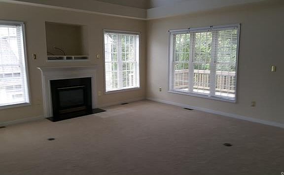 4th image of 9509 Stone Spring Dr