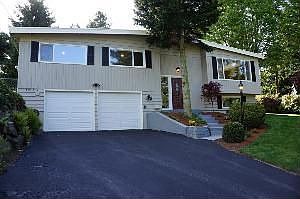 2nd image of 12825 26th Ave S