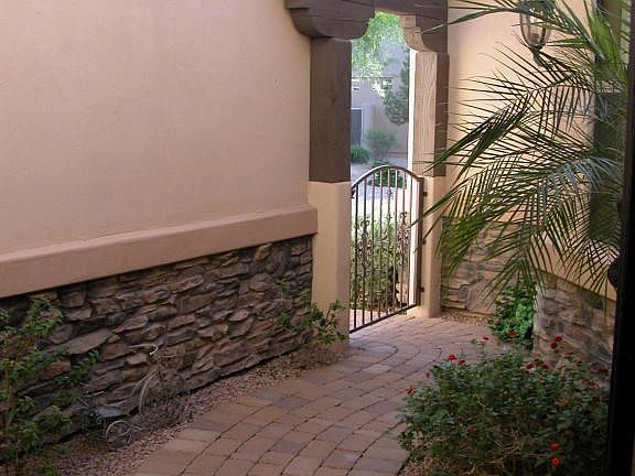 Front Entry Courtyard 2
