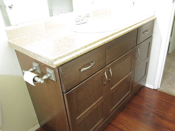 5th image of 22165 Woodward Way NW