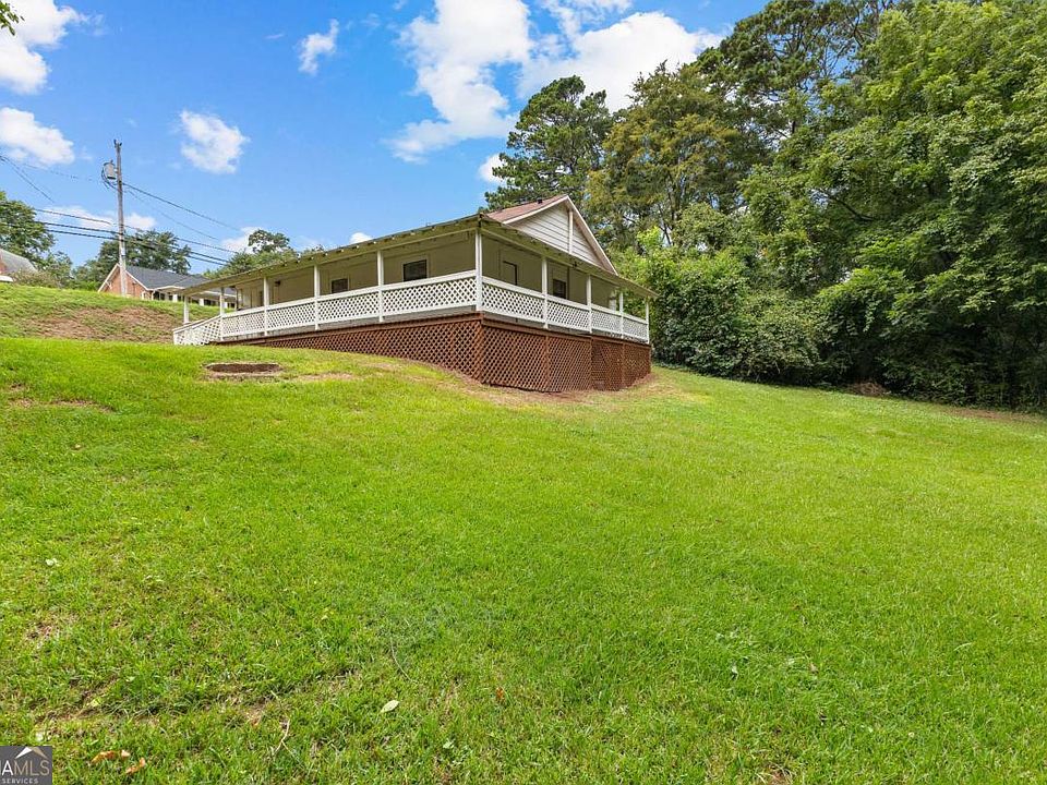 1st image of 217 Jefferson St