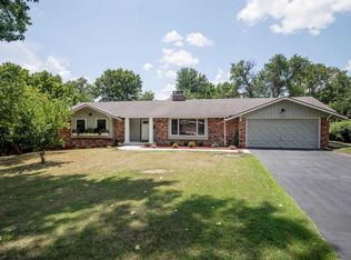 3052 E Glenwood St, Springfield, MO 65804