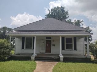 1022 Flowers Dr, Blakely, GA 39823