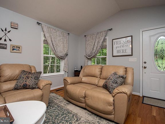 2nd image of 188 Beech Nut Dr