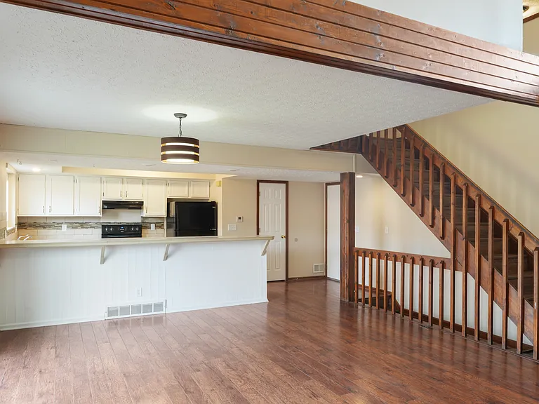 3383 Willington Dr — Photo 4