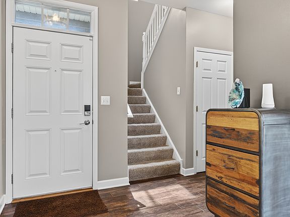 5th image of 270 Grand Ridge Rd #0