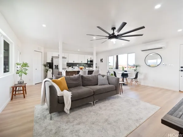 94-507 Niulii St, Waipahu, HI 96797