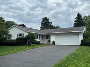 130 N Ridgelawn Dr, Rochester, NY 14617