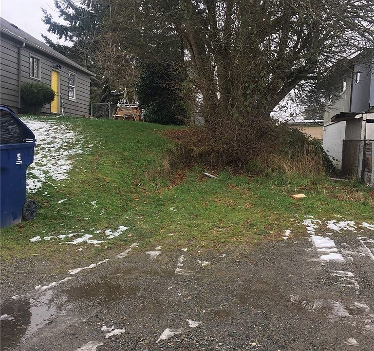 1st image of 5511 S Cushman Ave