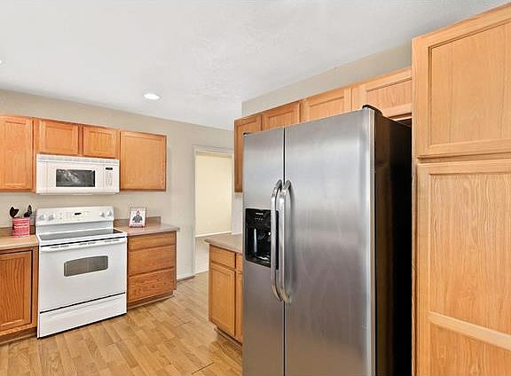 5th image of 2186 S Osceola St