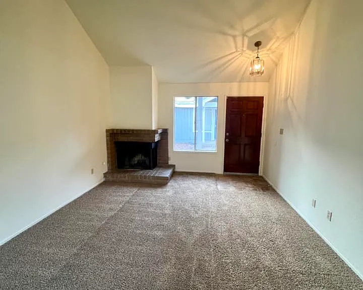 1418 Sylvan Ave — Photo 2