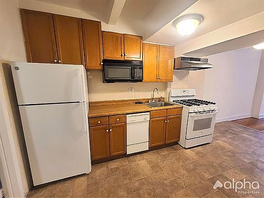 5th image of 341 1st Ave #2RF
