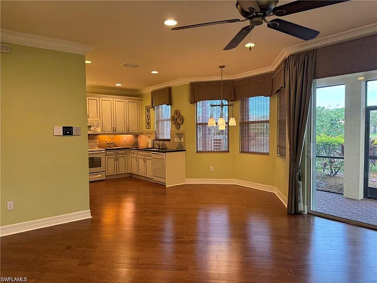 10305 Longleaf Pine Ct — Photo 11