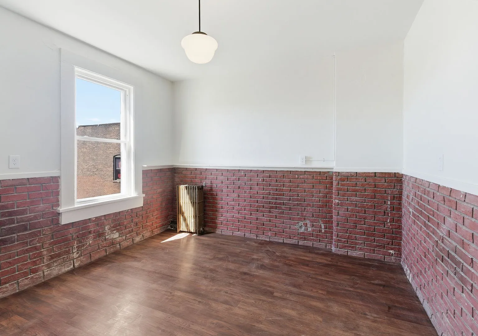 105 High St — Photo 3