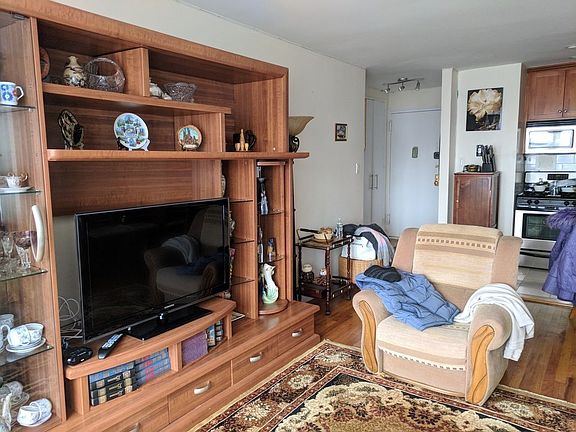 3rd image of 2600 E 21st St APT 7J