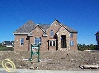 18914 Overlook Trl, Northville, MI 48168