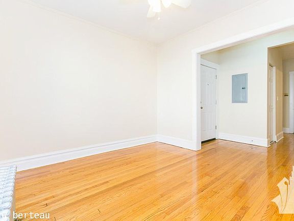 2nd image of 1603 W Berteau Ave #513