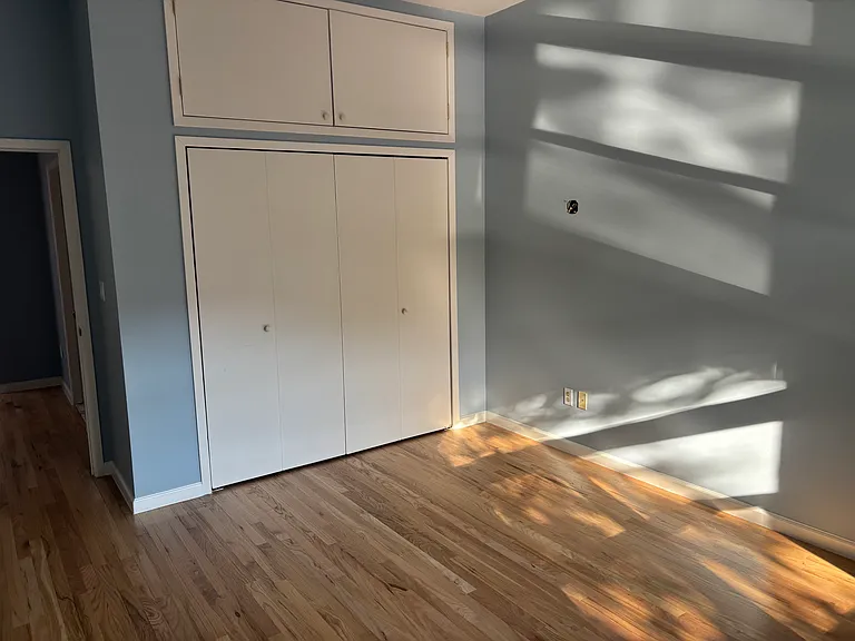 2623 E 21st St #1-2RR — Photo 7