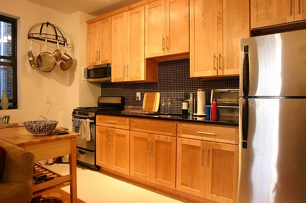Rented by Green Line Realty | media 5