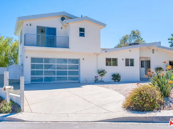 4715 Burgundy Rd, Woodland Hills, CA 91364