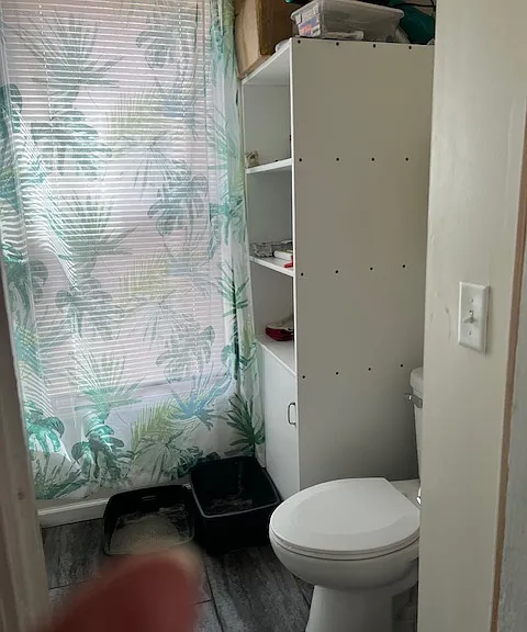 912 E Oregon St — Photo 12