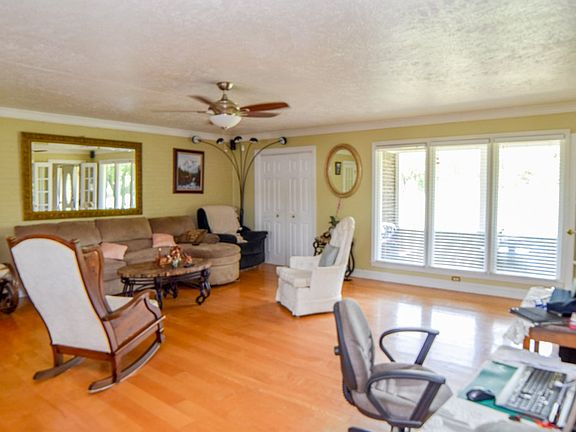 5th image of 15 Cleora Murray Dr