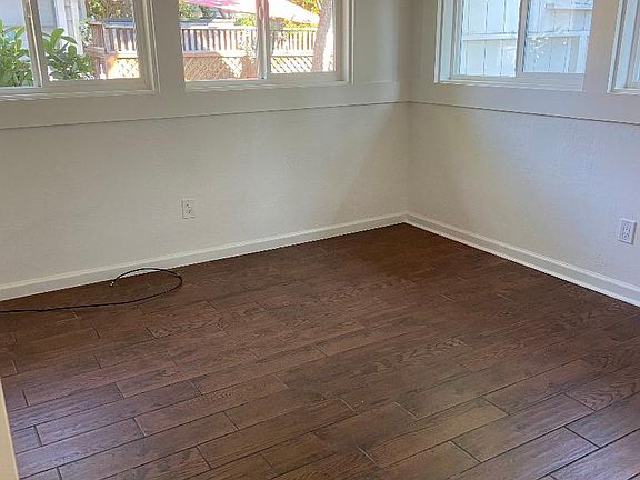 5th image of 483 N 16th St