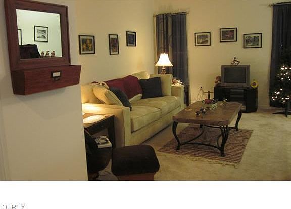 4th image of 1244 Wellingshire Cir