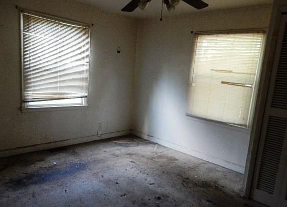 5th image of 10188 Winkler Dr