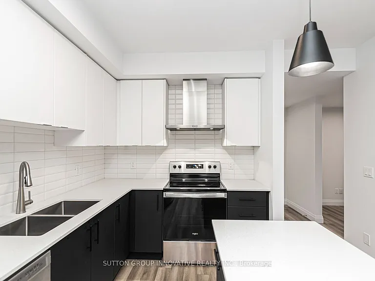 153 Wilson St W #105 — Photo 18