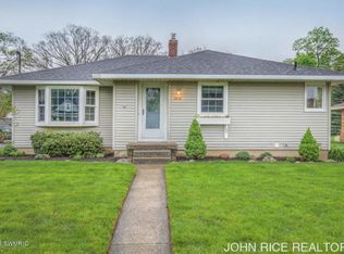 3278 Earle Ave SW, Grandville, MI 49418
