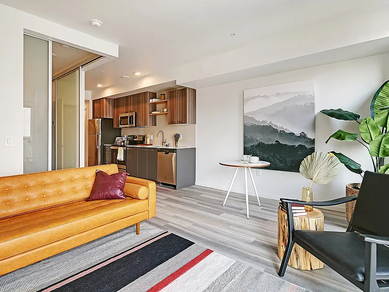 Emerson Seattle — Photo 26