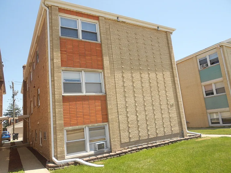 1919 S Harlem Ave #1 — Photo 9