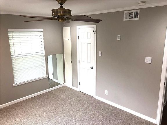 4th image of 3021 Selma Ln