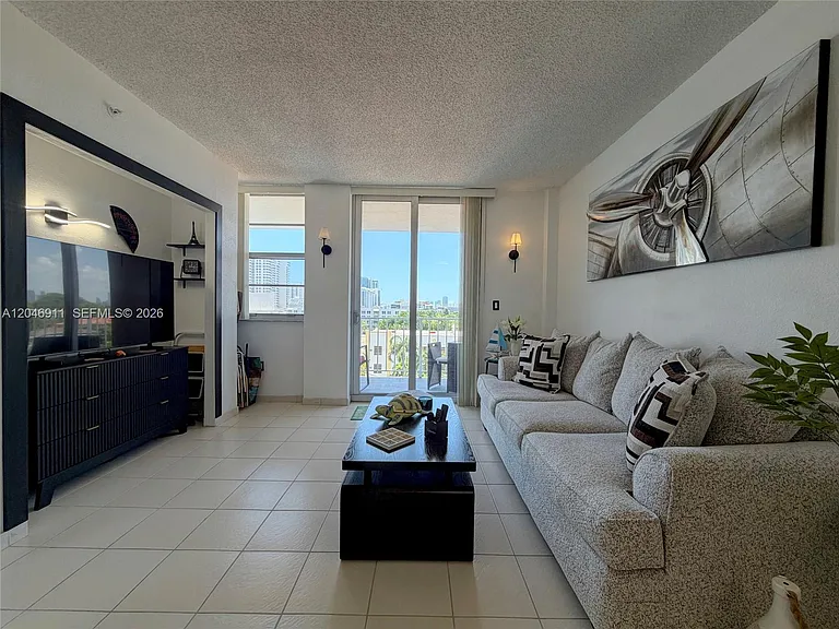 2829 Indian Creek Dr #605 — Photo 6