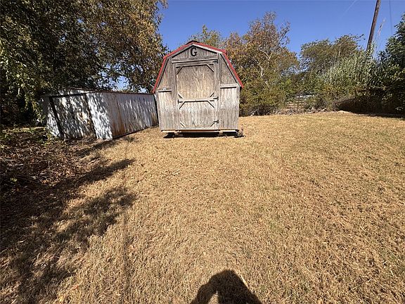 3rd image of 8008 Scenic Ridge Ct