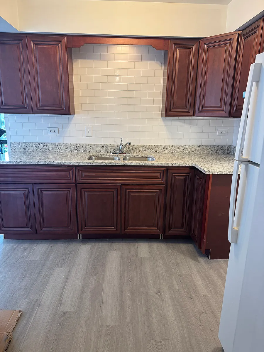 Building Photo - 7829 Normandy Ave #2S
