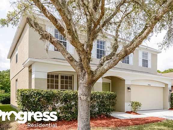 2nd image of 27724 Sky Lake Cir