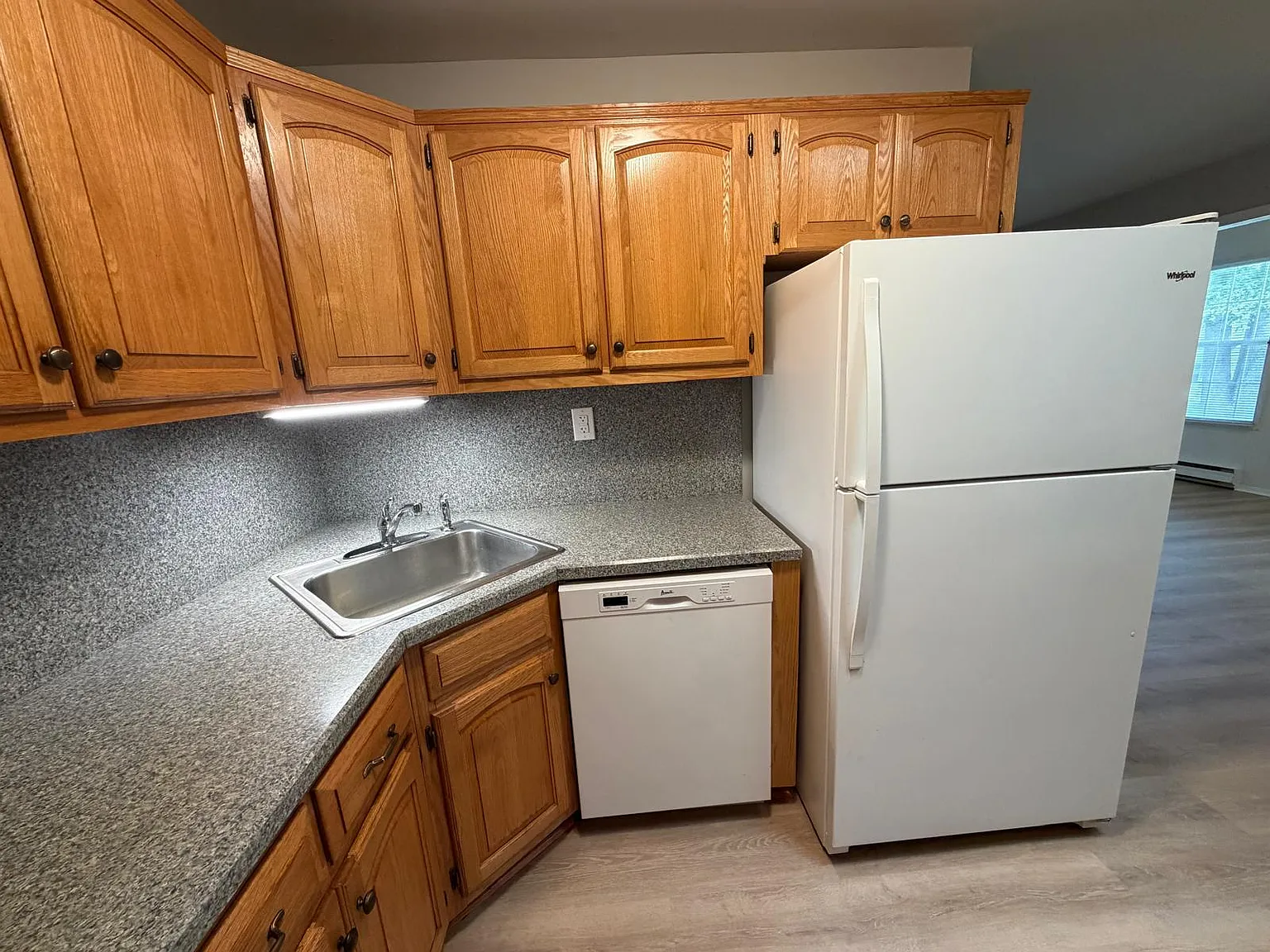 Woodbridge Dr, Ridge — Photo 1