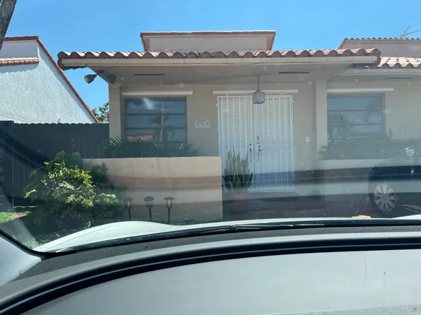 8960 SW 8th Ter, Miami, FL 33174