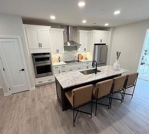 3rd image of 42 Grayson Ln