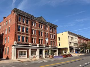 69 S Pleasant St APT 8, Amherst, MA 01002