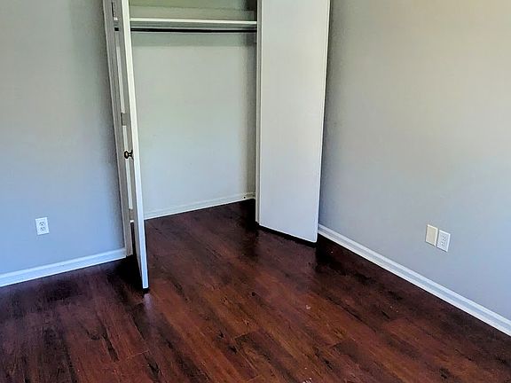 3rd image of 395 Spring St SW