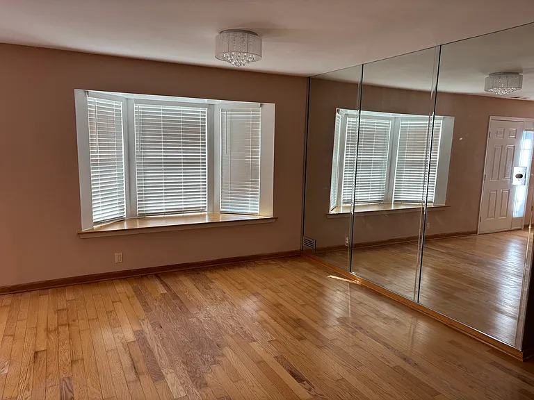 Bay Window, Dining Room!